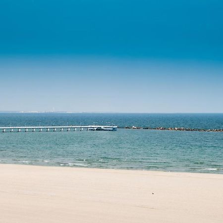 Hotel Milano Blue Mamaia Buitenkant foto