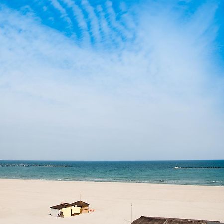 Hotel Milano Blue Mamaia Buitenkant foto
